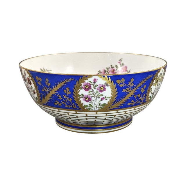 Large Antique Porcelain Footed Bowl from Samson, 1800s For Sale - Image 5 of 11