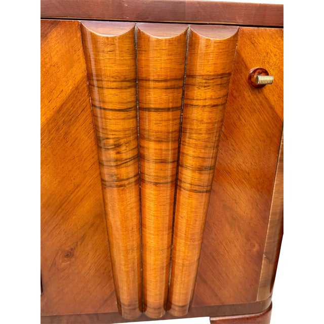 Art Deco Nightstands in Walnut Root Veneer with Conical Columns, 1930s, Set of 2 For Sale - Image 13 of 14