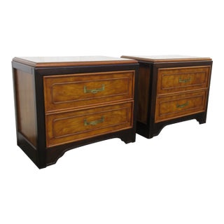 Stanley Hollywood Regency Nightstands End Bedside Tables a Pair 5772 For Sale