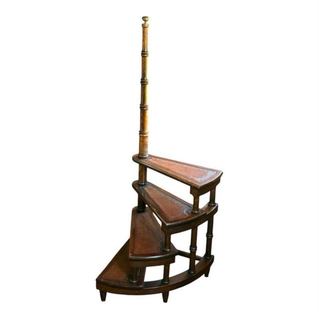 Library Staircase in Leather and Wood, 1900 For Sale - Image 4 of 7