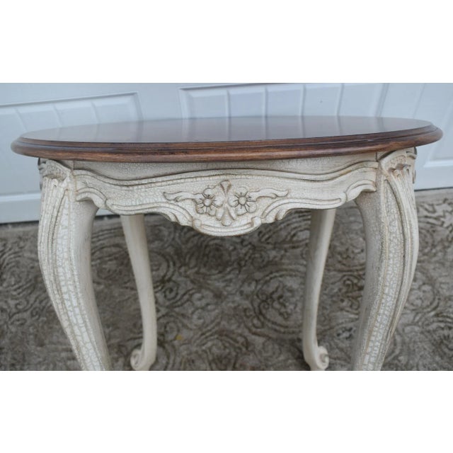 Vintage Wood Round Table Venetian Two Tone White Crackle French Provincial For Sale - Image 10 of 12