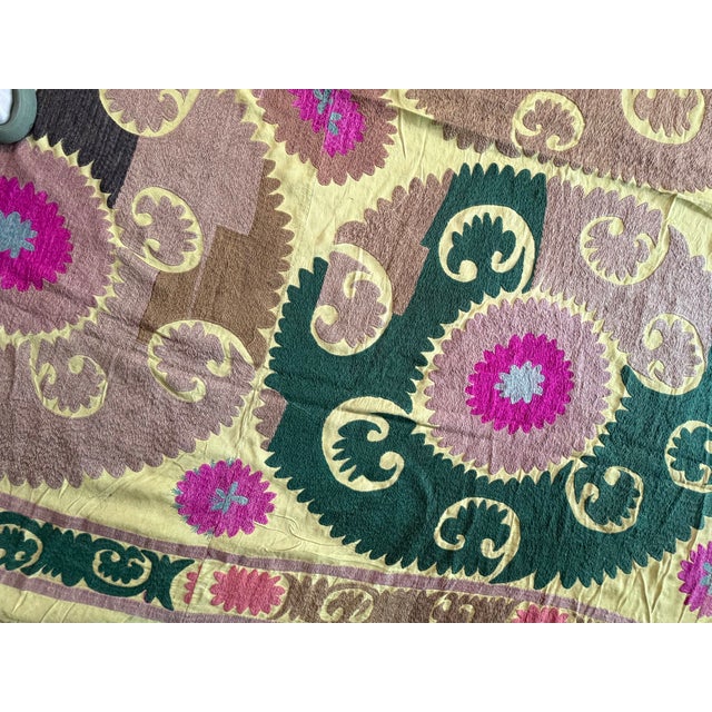 Large Yellow Cotton Suzani With Bold Round Medallions For Sale - Image 9 of 10