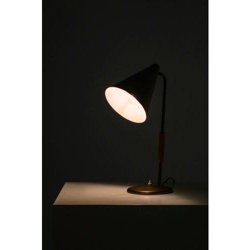 Table Lamp in Brass and Lacquer, 1950s For Sale - Image 6 of 9