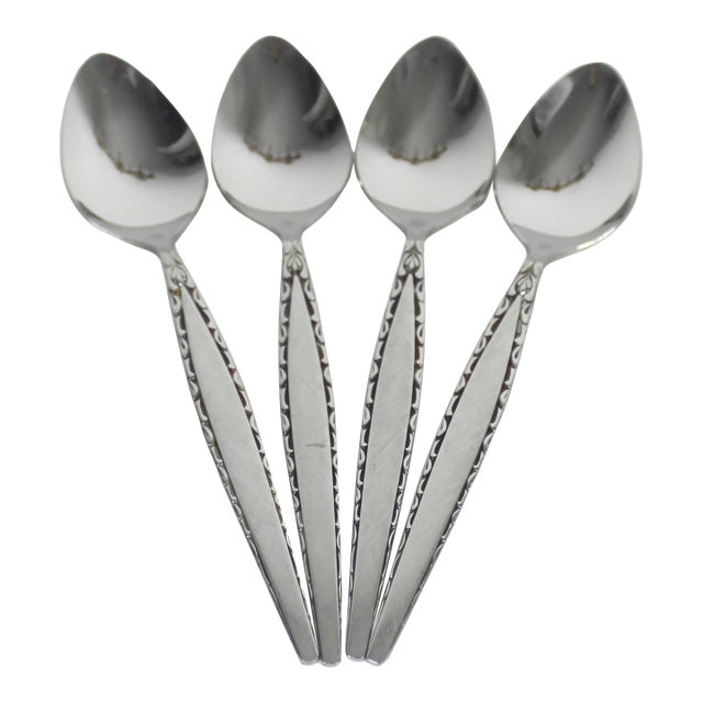 1960’s Four Venetia Teaspoons Tea Spoon Mid Century Modern Stainless Steel Oneida Community Matching Scroll Matching Set Black Detail For Sale