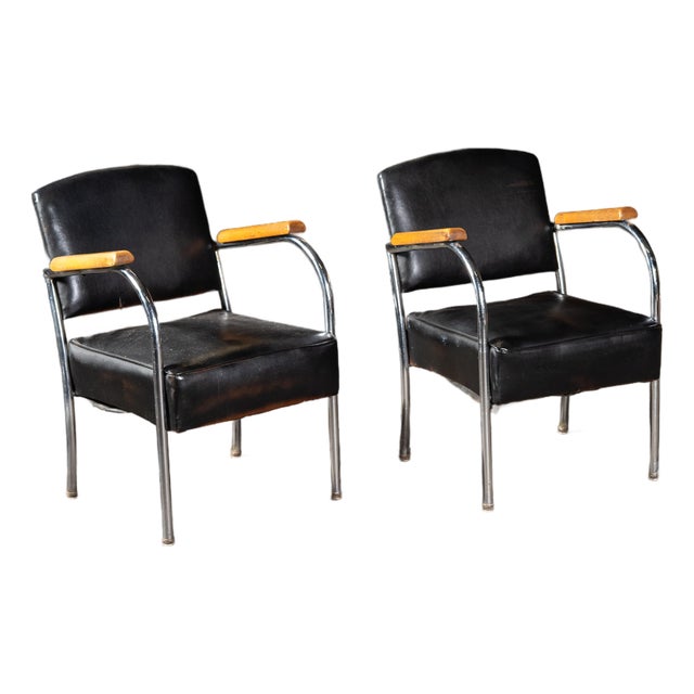 1940s Pair of Art Deco Barber Shop Armchairs in Black For Sale