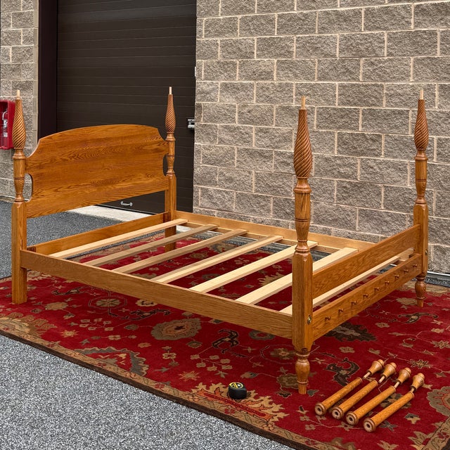 Vintage American Traditional Solid Oak Barley Twist Queen Poster Bed Attr. Jamestown Sterling For Sale - Image 13 of 17