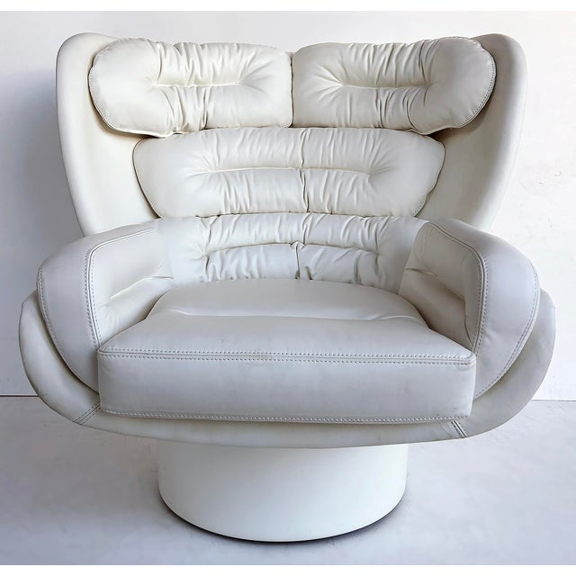 Joe Colombo Elda Swivel Chair, Fratelli Longhi, White Leather, Fiberglass Shell Offered for sale is an Elda Chair,...