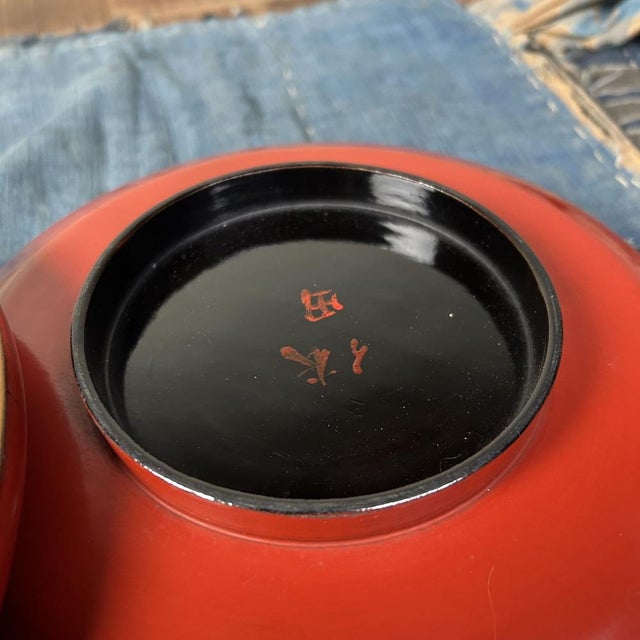 Wooden Maki-E Lacquerware Bowl with Lid, 1890s For Sale - Image 15 of 16