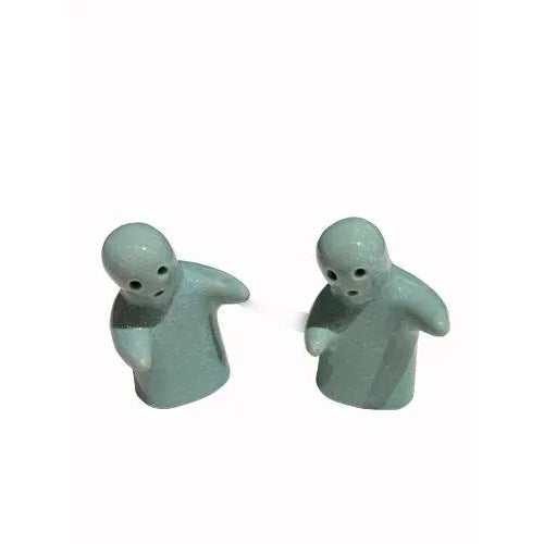 This cute Asian style shaker set includes two shakers. It can be used as one for salt and the other for pepper. Not to...