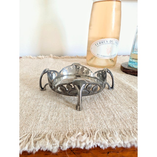 Art Nouveau Pewter Bottle Holder by Archibald Knox for Liberty & Co., 1905 For Sale - Image 9 of 12