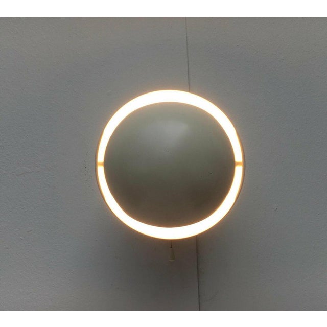Mid-Century Dutch Space Age Wall Lamp by Radboud Van Beekum for Raak, 1960s For Sale - Image 4 of 18