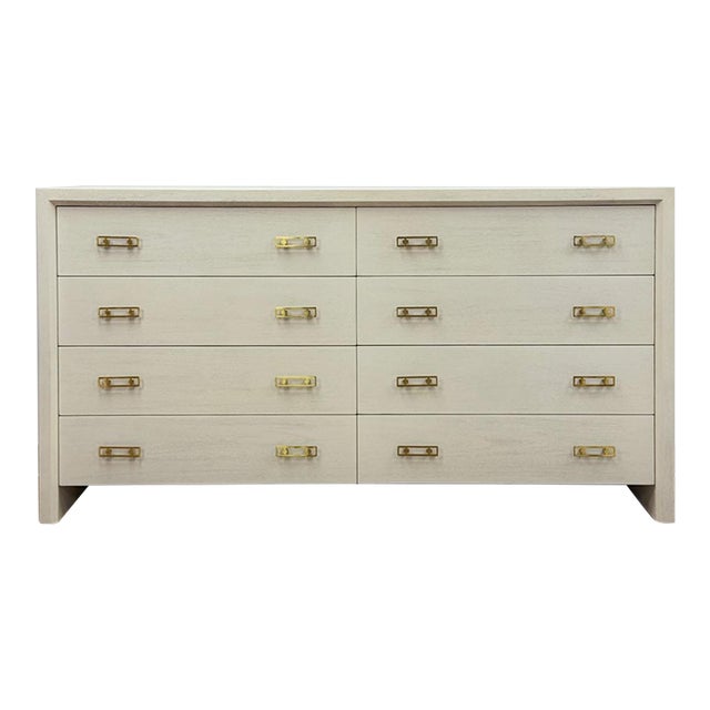 Coastal Mitchell Gold Bob Williams White Dresser, Brass Handles, 8 Drawer For Sale