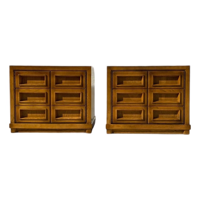 Pair of Mid-Century Modern Oak Nightstands With Paneled Drawer Fronts For Sale