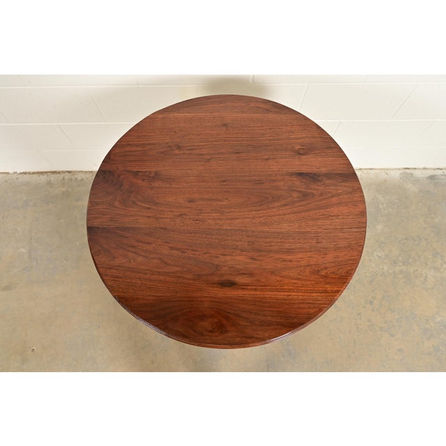 Late 20th Century Early American Bench Made Sculpted Solid Walnut Pedestal Tea Table or Side Table For Sale - Image 5 of 10