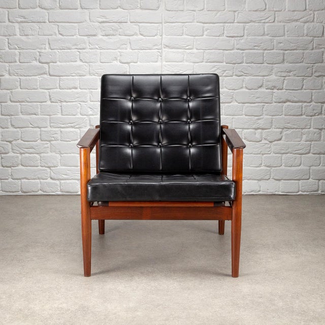 Mid-Century Rosewood and Skai Armchair by Børge Jensen & Sønner for Bernstorffsminde, Denmark, 1960s For Sale - Image 6 of 17