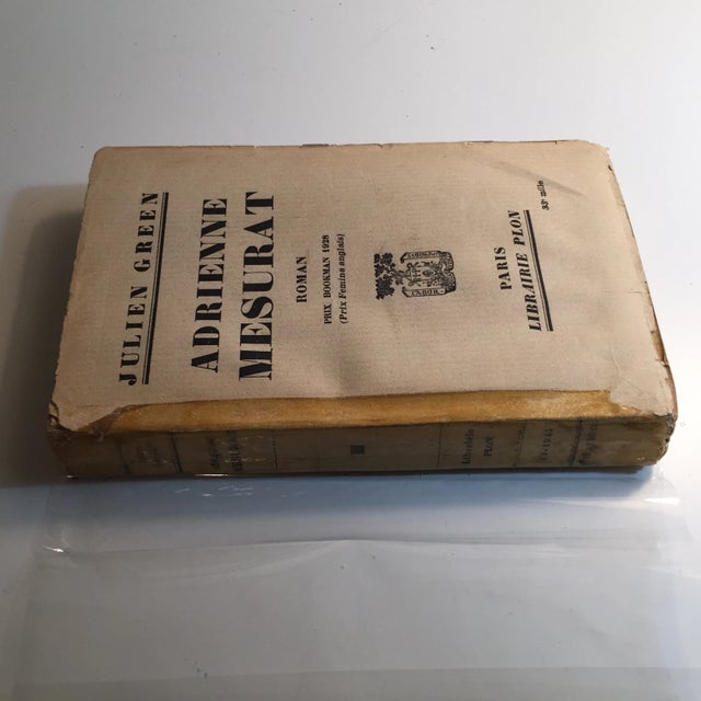 Paris: Librairie Plon Paris, 1927. Reissued edition. Softcover with paper wraps. Text in French. Very Good . Covers are...