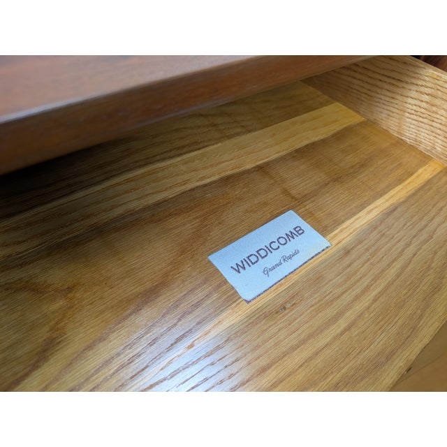 Pair of Mid Century Modern Walnut Nightstands by Widdicomb, C1960s For Sale - Image 15 of 15