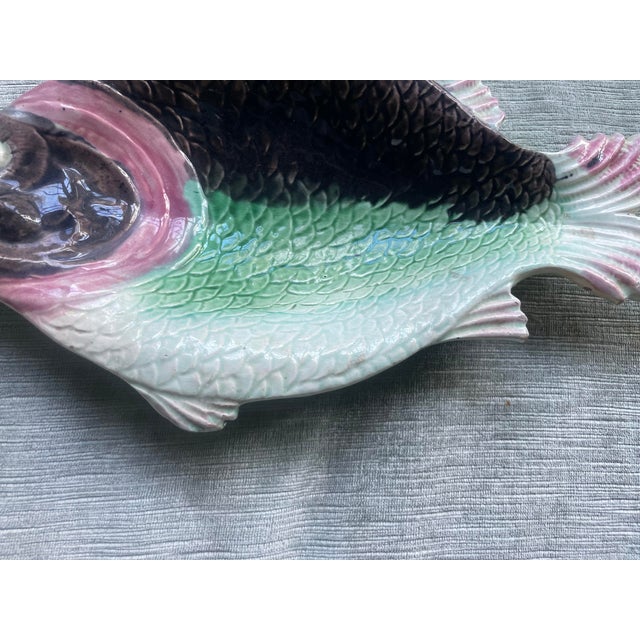 Early 20th Century French Antique Majolica Fish Plate For Sale - Image 5 of 10