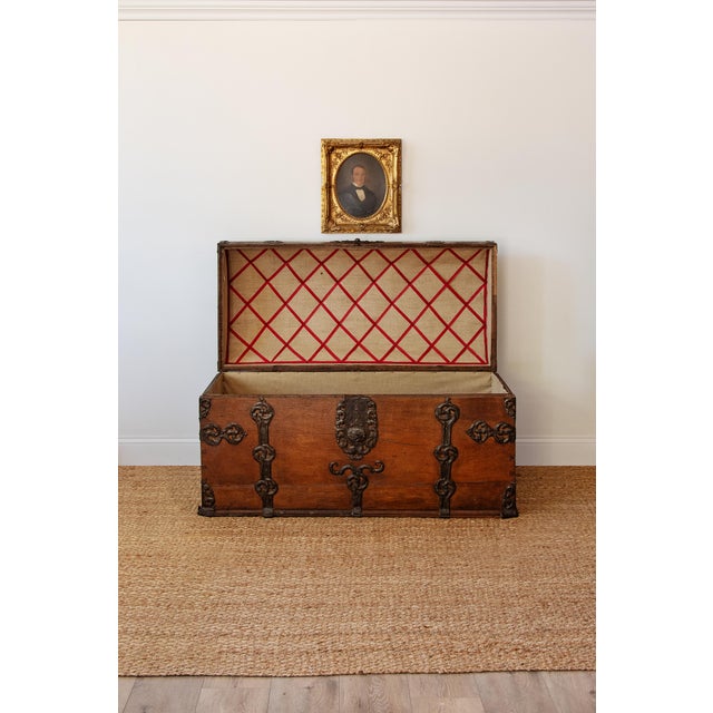 Rustic European 18th-Century Baroque Dome-Top Coffer With Original Key | Denmark For Sale - Image 3 of 9
