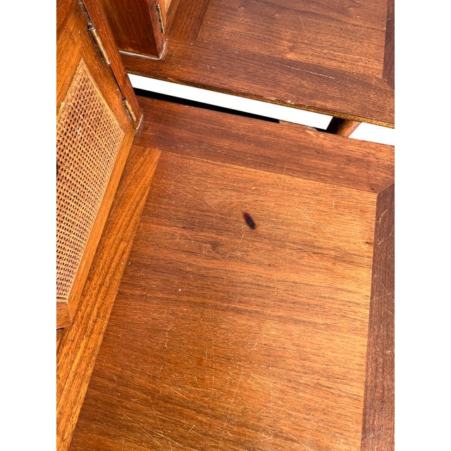 Mid Century Modern Vintage End Side Tables or Nightstands Attributed to Martinsville For Sale - Image 11 of 12