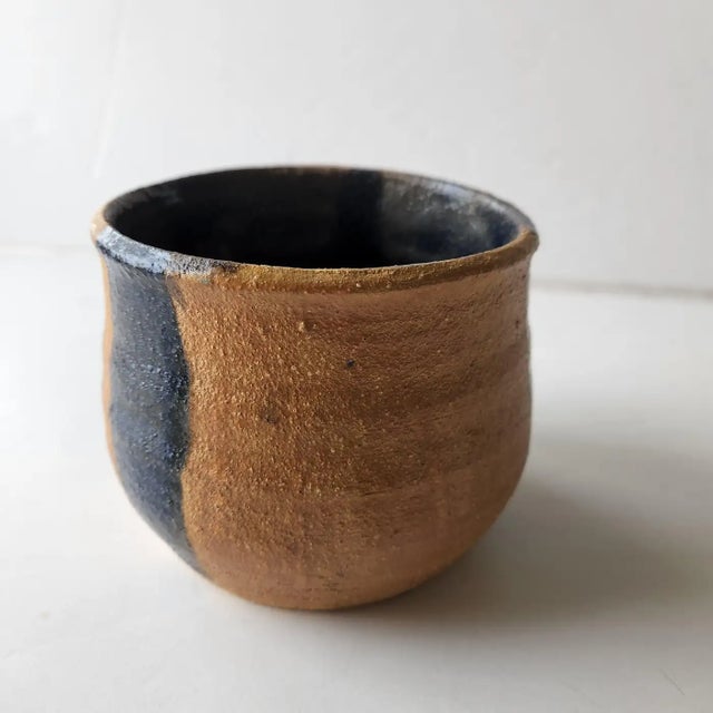 1980s 1982 Studio Art Pottery Blue Terracotta Vase California For Sale - Image 5 of 7