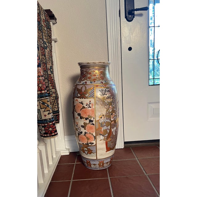 This monumental late 19th-century Japanese Satsuma palace vase is a striking example of Kyoto export artistry from the...