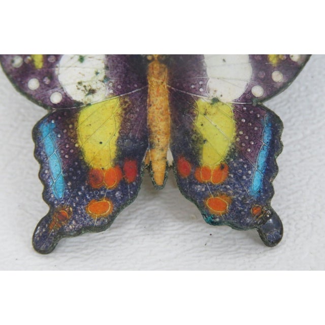 Mid 20th Century Cloisonne Style Metal Butterfly Brooch Pin Purple Yellow Blue Enamel 5197b For Sale - Image 5 of 8