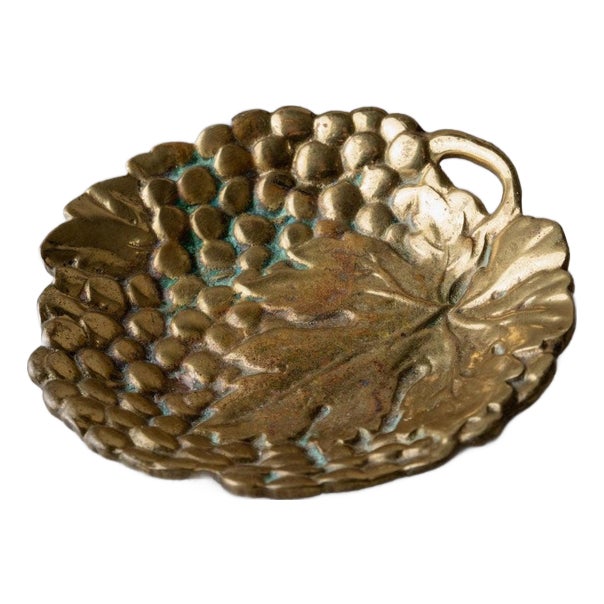 Vintage Brass Grape Ashtray, Italy, 1960s For Sale
