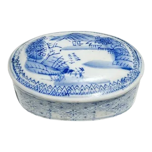 Vintage Oval Ceramic Chinoiserie Blue and White Trinket Dish With Lid