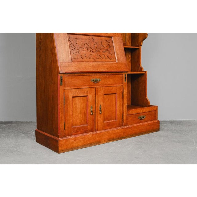 Early 20th Century Art Nouveau Bookcase with Secretary Compartment in Oak For Sale - Image 13 of 18