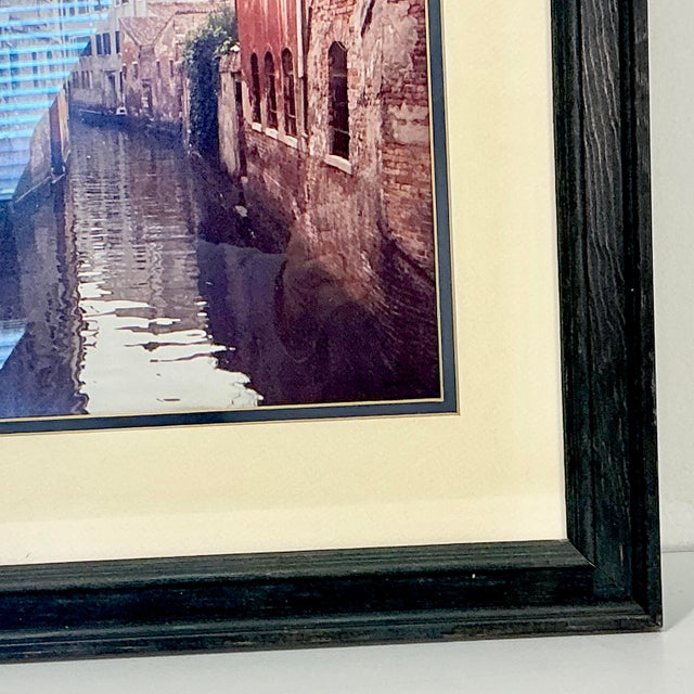 1980s Vintage Italian Boho Chic Cityscape Residential Canal Framed Photography, Laundry Day. For Sale - Image 9 of 13