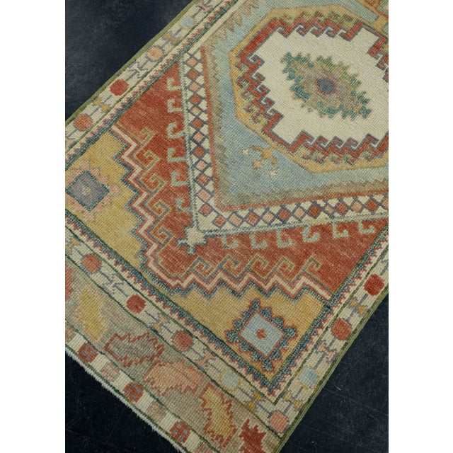 Turkish Turkish Oushak Rug 2'10" x 7'8" #18109 For Sale - Image 3 of 8