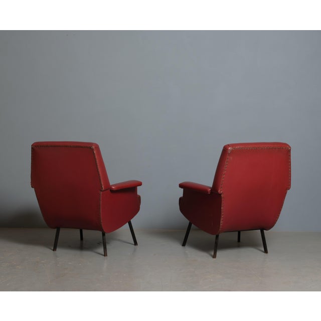 1950s Italian Red Skai Armchairs with Black Lacquered Iron Legs, 1950s, Set of 2 For Sale - Image 5 of 6