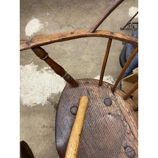 Antique French Country Colonial Chestnut Oak Wood Small Bowed Windsor Arm Chair For Sale In Philadelphia - Image 6 of 12