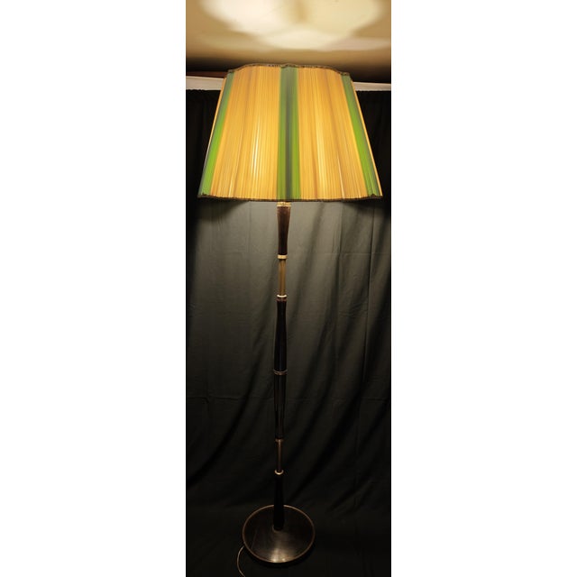 Mid-Century Modern Vintage Floor Lamp in Wood and Brass, 1950s For Sale - Image 3 of 18
