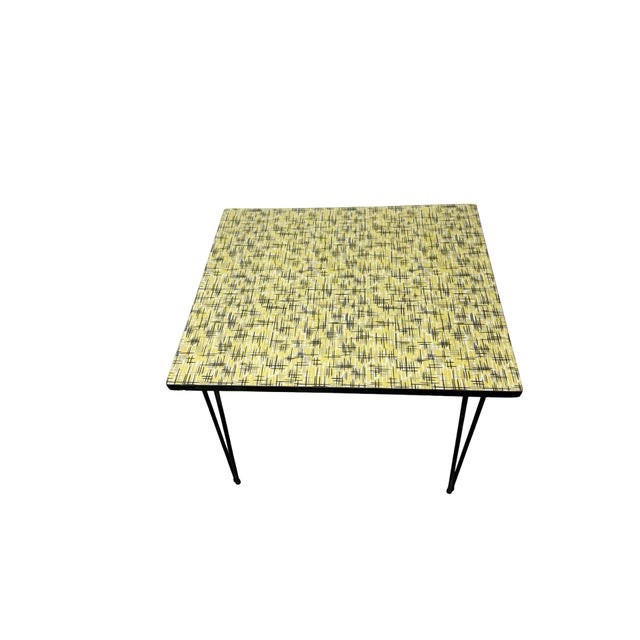 Metal 1960s Mid-Century Child’s Dinette Set With Yellow Crosshatch Laminate For Sale - Image 7 of 18