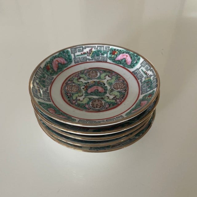 1940s Vintage Chinese Famille Rose Canton Porcelain Plates- Set of 5 For Sale - Image 5 of 6