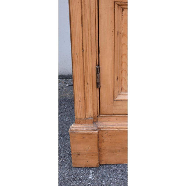 English Pine Four Door Corner Cupboard, Circa 1860 For Sale In Baltimore - Image 6 of 12