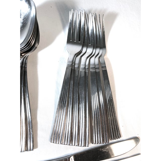 1990s Wallace Manhattan Flatware Set 18/8 Stainless Service for 8 Place Settings 40 Piece