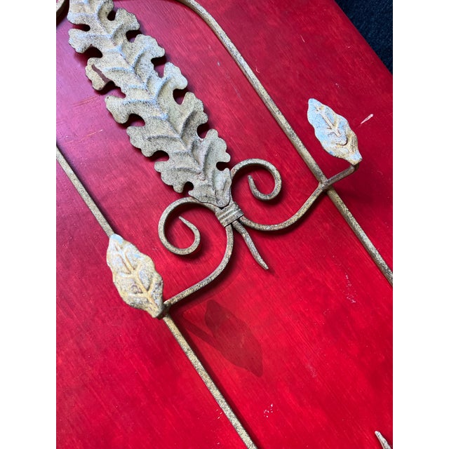 Up for consideration is a beautiful vintage gold metal wall hanging plate holder. This would look lovely in your home and...