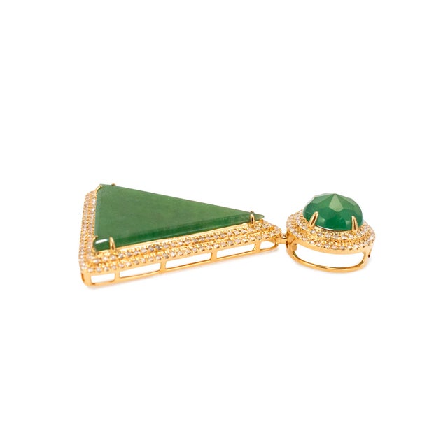 Gender: Ladies Metal Type: 18K Yellow Gold Length: 2.00 inches Width: 1.00 mm Weight: 7.82 grams Ladies 18K yellow gold...