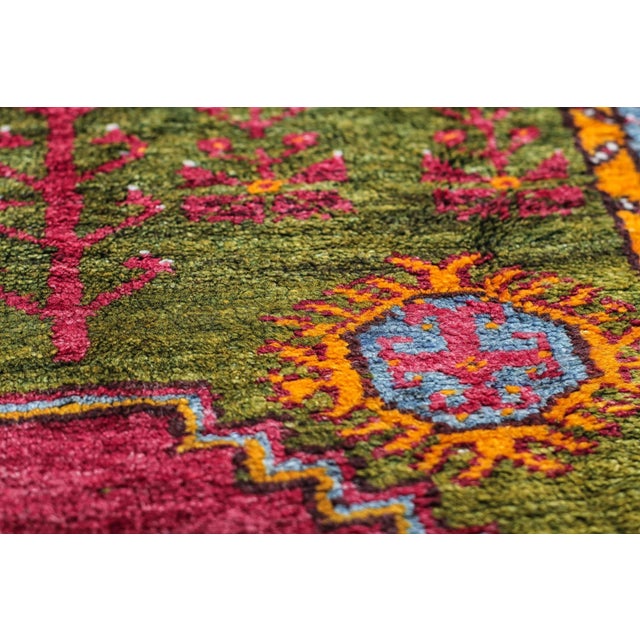 Vintage Hand-Knotted Turkish Prayer Rug - Rare Early-1900s Collector Piece With Tree-of-Life Motif For Sale - Image 9 of 10