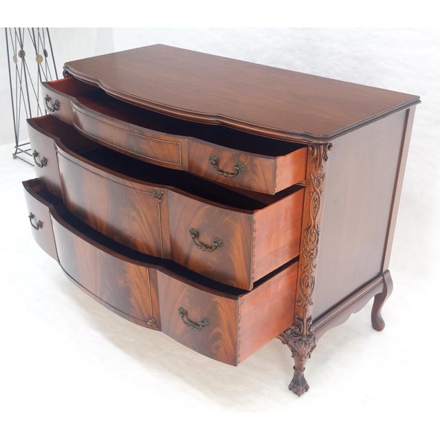 Flame Mahogany Bow Front Claw Feet 3 Drawers Dresser Chippindale Style MINT For Sale - Image 18 of 18