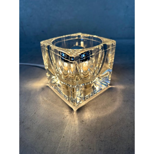 Cozy vintage lamp by Peill & Putzler. In the shape of an ice cube. At its best with a mirrored bulb (not included). E14...