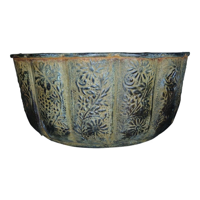 Late 19th Century Victorian Repousse Copper Floral Scalloped Jardiniere Planter For Sale