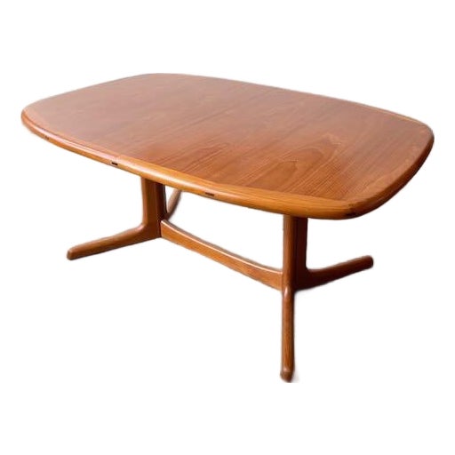 Vintage Danish Teak Dining Table by Dyrlund For Sale