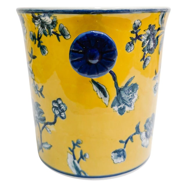 Late 20th Century Chinoiserie Blue & Yellow Floral Porcelain Ice Bucket With Handles For Sale - Image 4 of 9