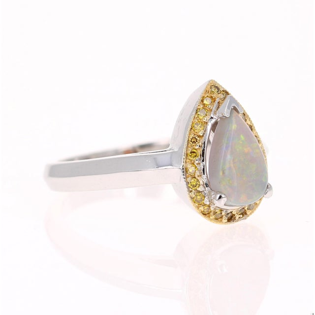 Cute and dainty ring that can be a great addition to anyone's accessory collection! This ring has a 0.79 Carat Pear Cut...