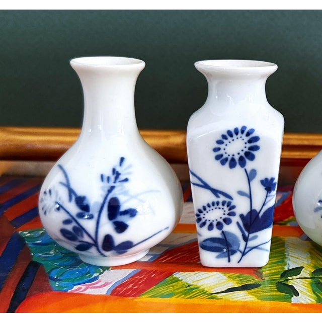 Vintage Chinese Blue and White Porcelain Mini Vases - Set of 4 For Sale - Image 4 of 7