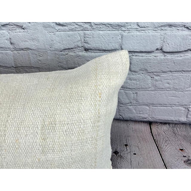 Turkish 16 x 24 Hemp Pillow Turkish Cushion Natural White Pillow Cushion Cover For Sale - Image 3 of 4